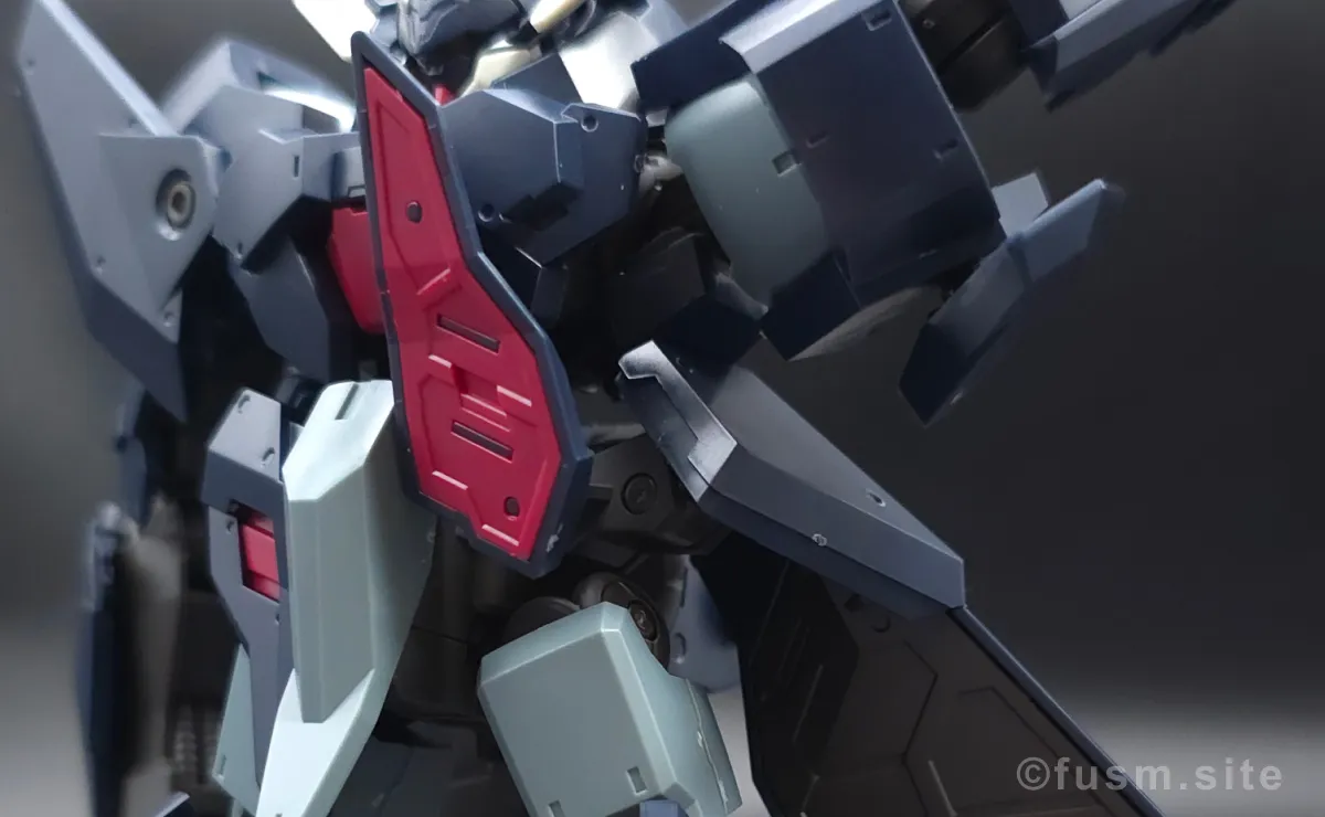 HG ガンダムザガン レビュー 胴体ディテール 可動域 01