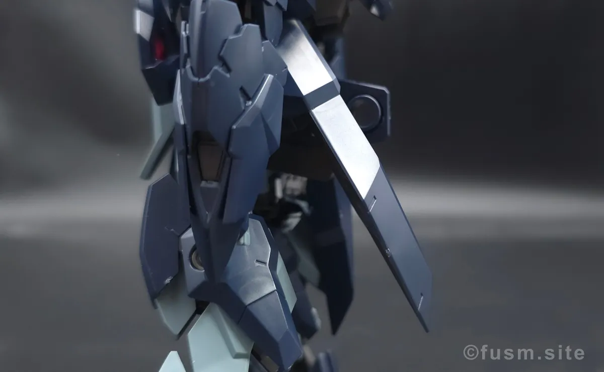 HG ガンダムザガン レビュー 胴体ディテール 可動域 02