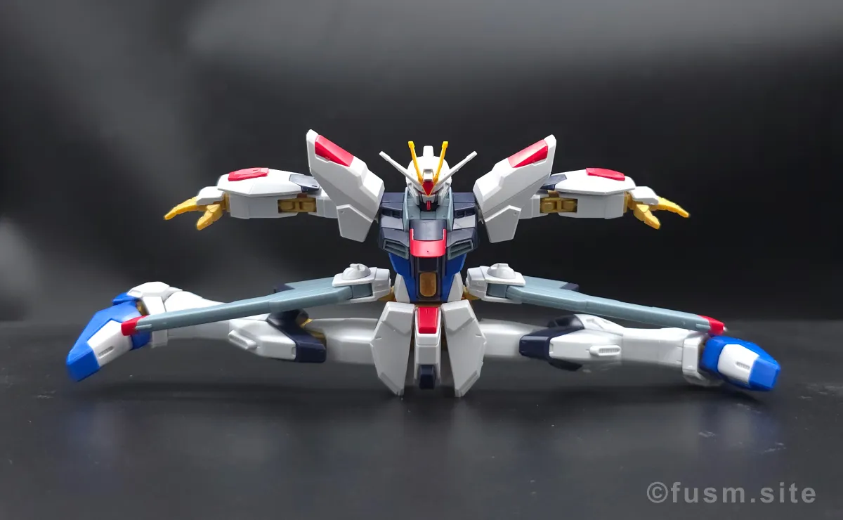 HGCE ストライクフリーダムガンダム レビュー 胴体ディテール 可動域 07