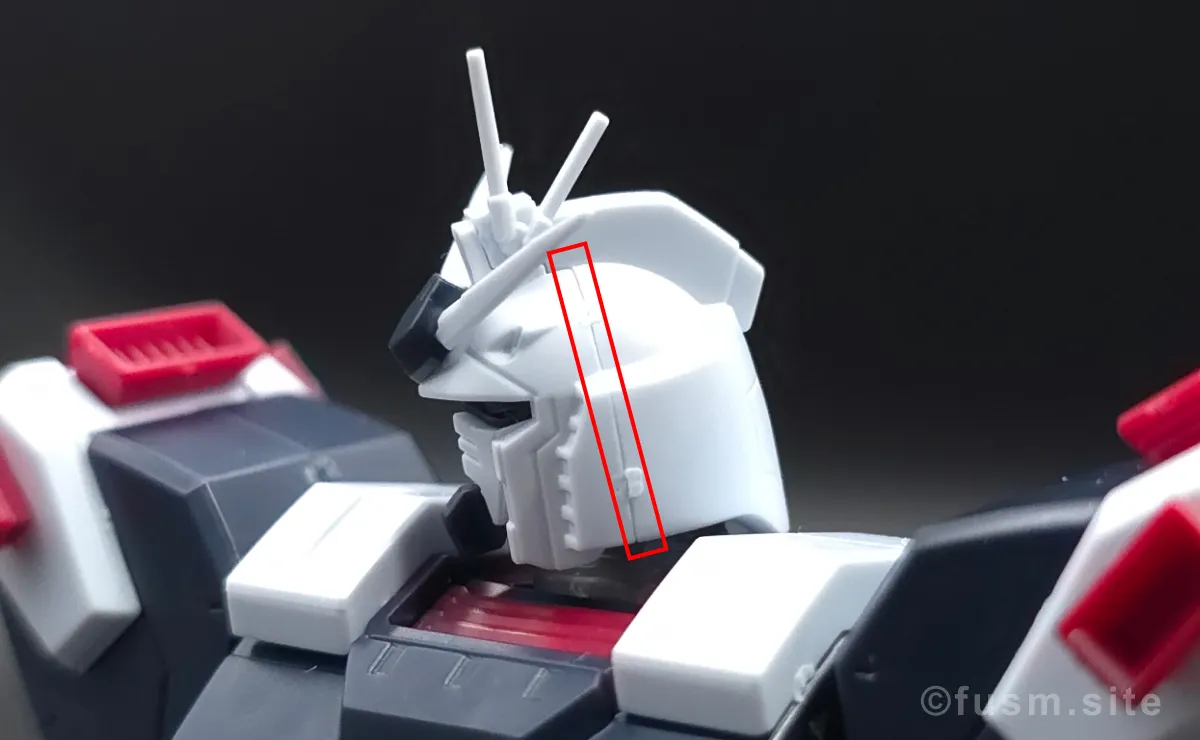 HG フルアーマー・ガンダム(ガンダムサンダーボルト版) レビュー 頭部ディテール 合わせ目 01