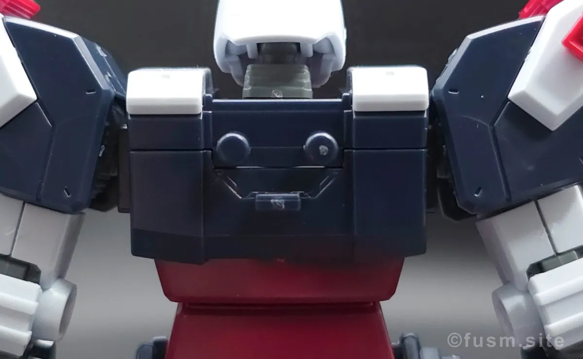 HG フルアーマー・ガンダム(ガンダムサンダーボルト版) レビュー 胴体ディテール 02
