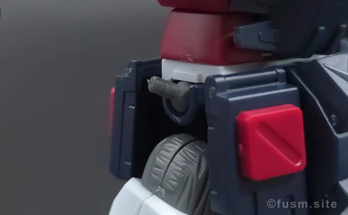 HG フルアーマー・ガンダム(ガンダムサンダーボルト版) レビュー 胴体ディテール 06