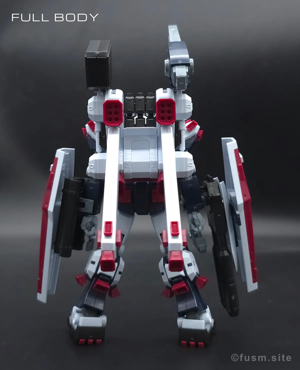 HG フルアーマー・ガンダム(ガンダムサンダーボルト版) レビュー 多角的に見た全体の外観・素組み 04