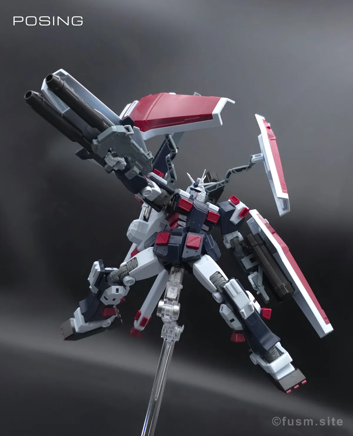 HG フルアーマー・ガンダム(ガンダムサンダーボルト版) レビュー ポージング 02