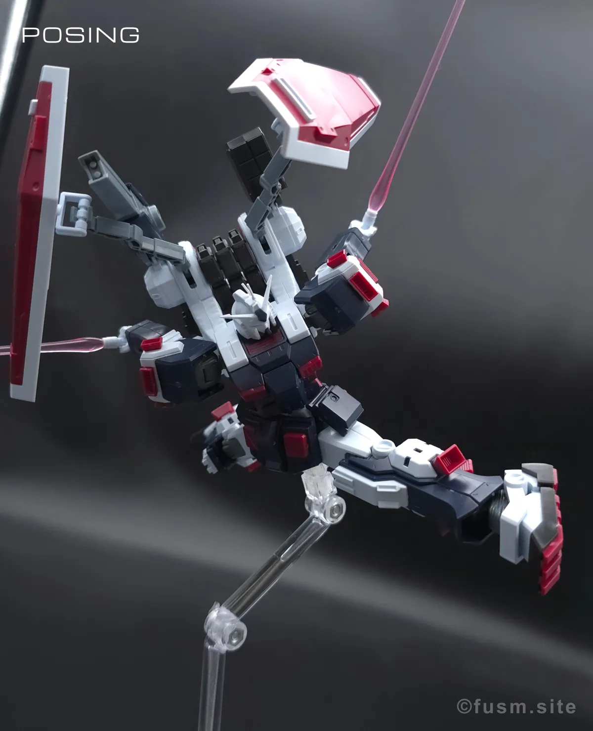 HG フルアーマー・ガンダム(ガンダムサンダーボルト版) レビュー ポージング 15