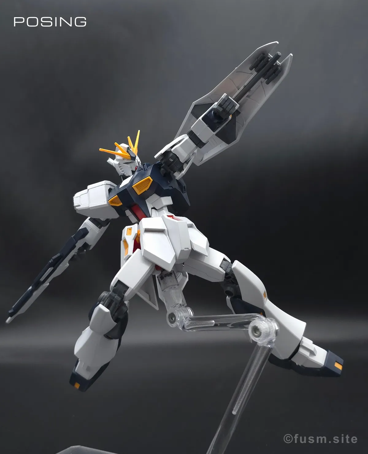 ENTRY GRADE νガンダム レビュー ポージング 08