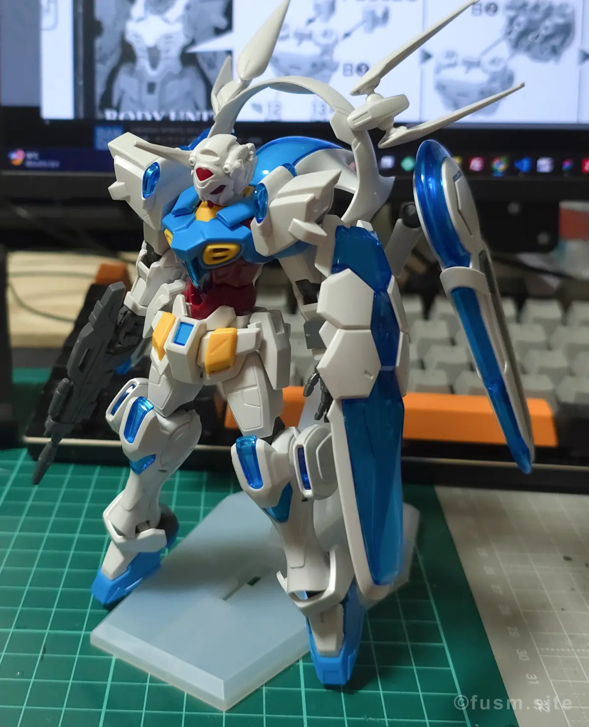 HG ガンダム G-セルフ(パーフェクトパック装備型) レビュー ポージング 21