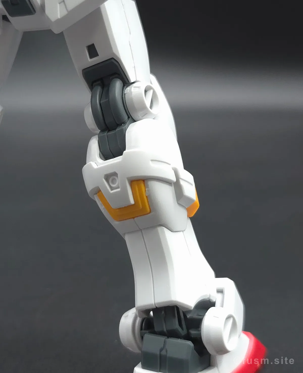 【傑作】HG ガンダム7号機『プレバン限定』 脚部ディテール 02