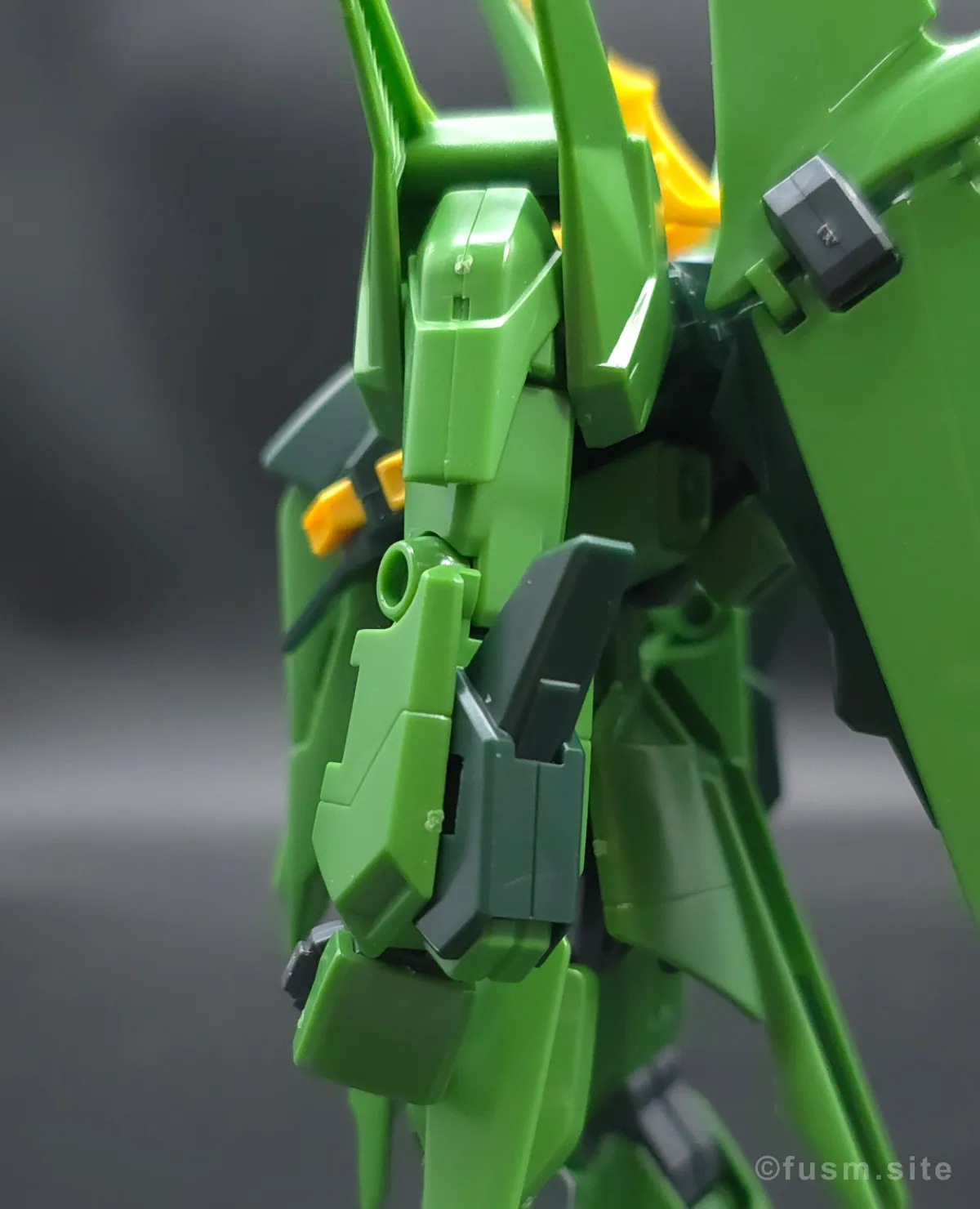 HGUC バウ(量産型) レビュー 腕部ディテール 02
