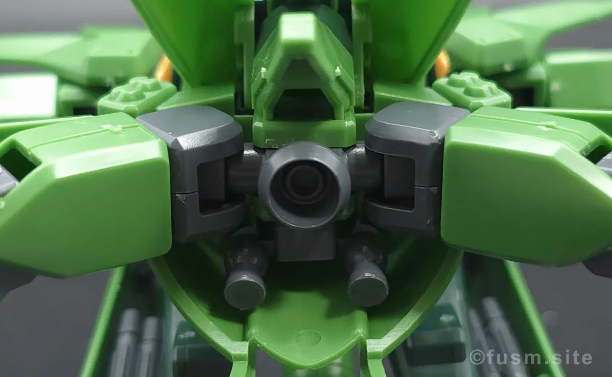 HGUC バウ(量産型) レビュー 脚部ディテール 04