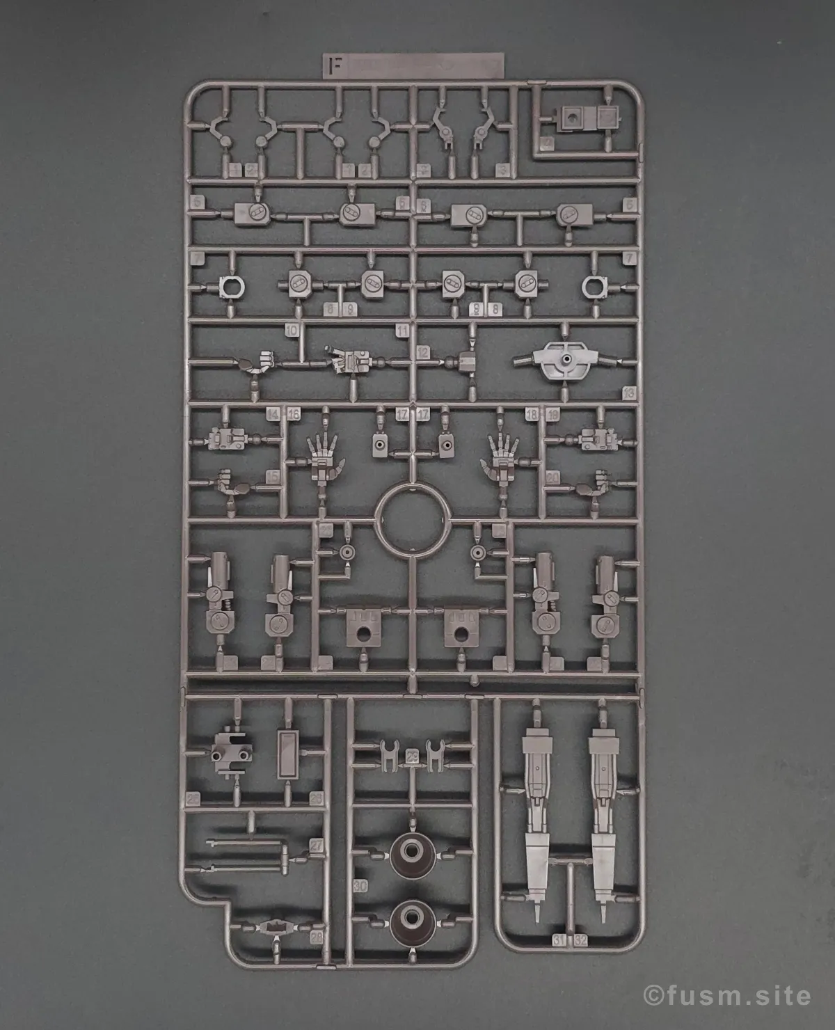 【再販情報と購入戦略】HGUC ドーベン・ウルフ(ユニコーンVer.) ランナー 06