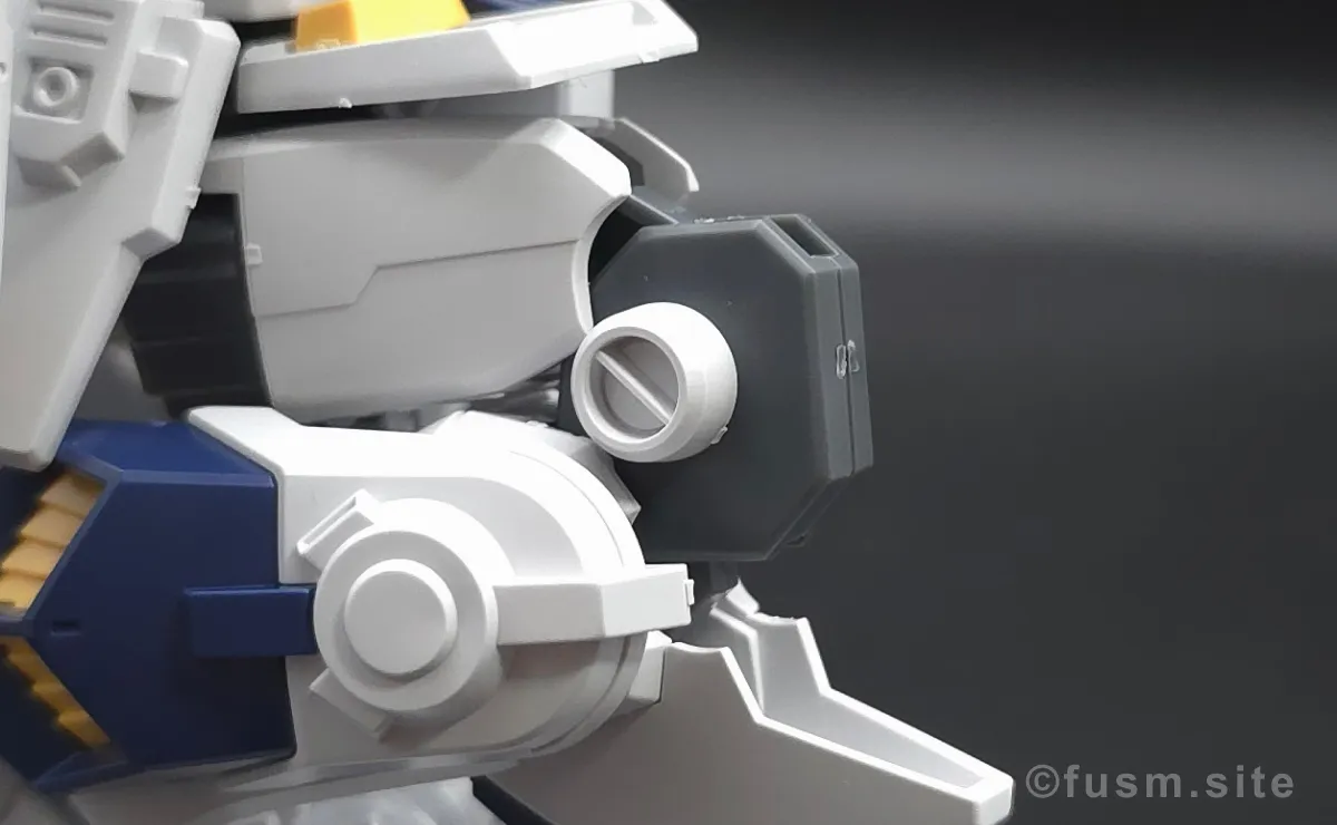 HG ガンダム6号機(マドロック) レビュー 脚部ディテール 可動域 05