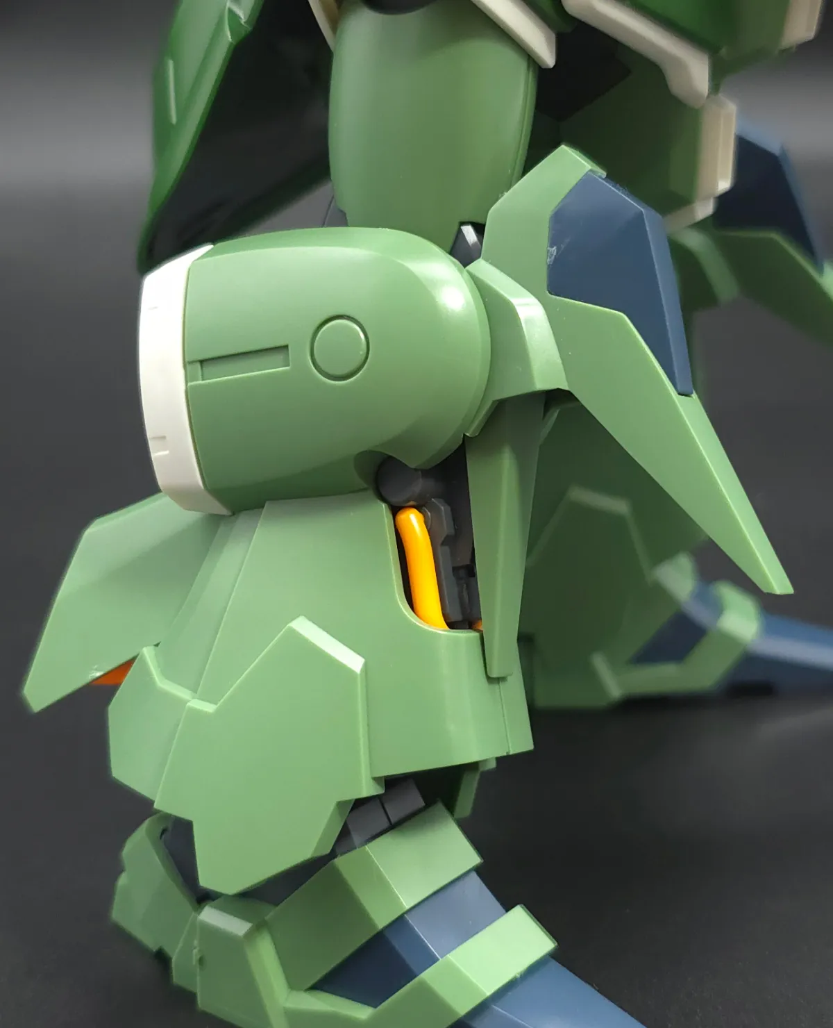 HGUC クシャトリヤ レビュー 脚部ディテール 01