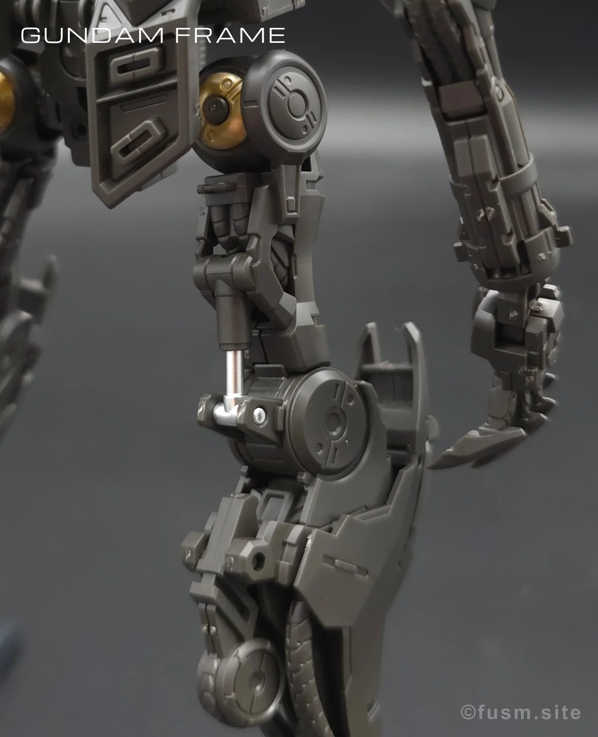 MG ガンダムバルバトスルプス レビュー 多角的に見た全体の外観・素組み 08