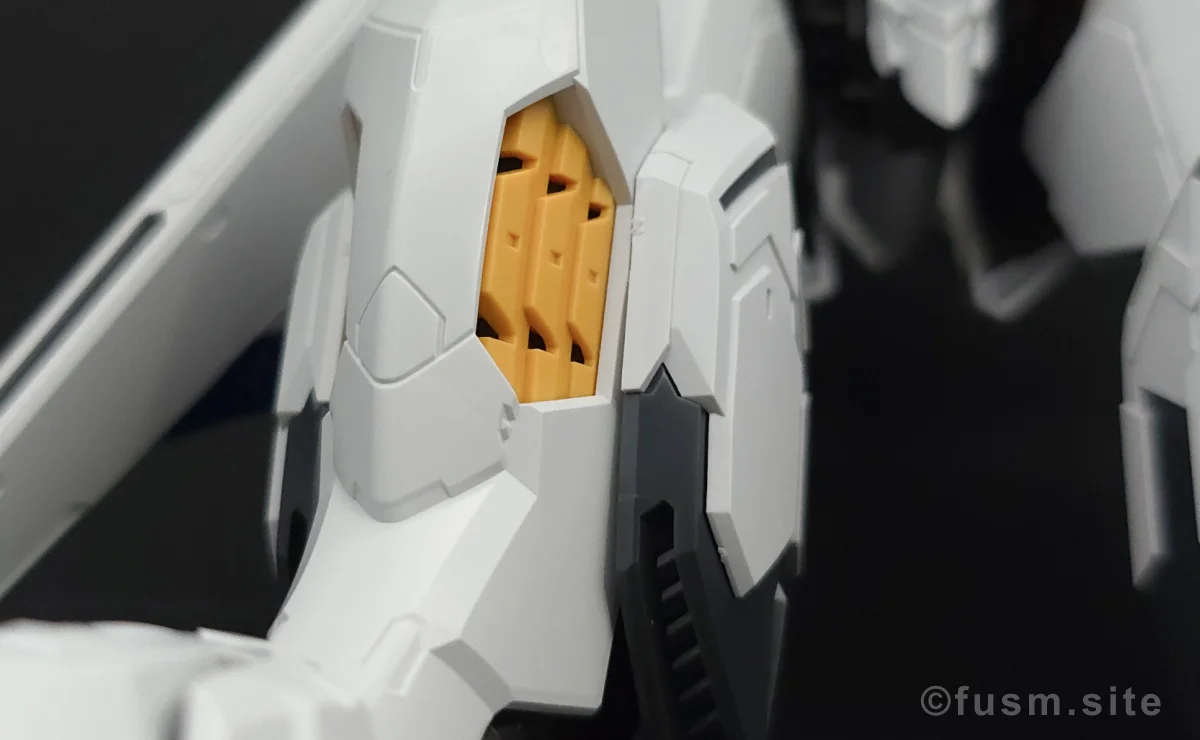 MG ガンダムバルバトスルプス レビュー 脚部ディテール 04