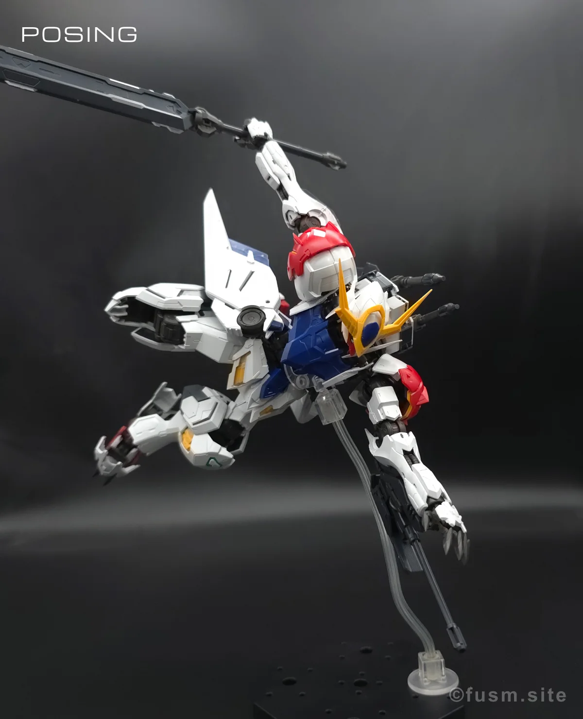 MG ガンダムバルバトスルプス レビュー ポージング 11