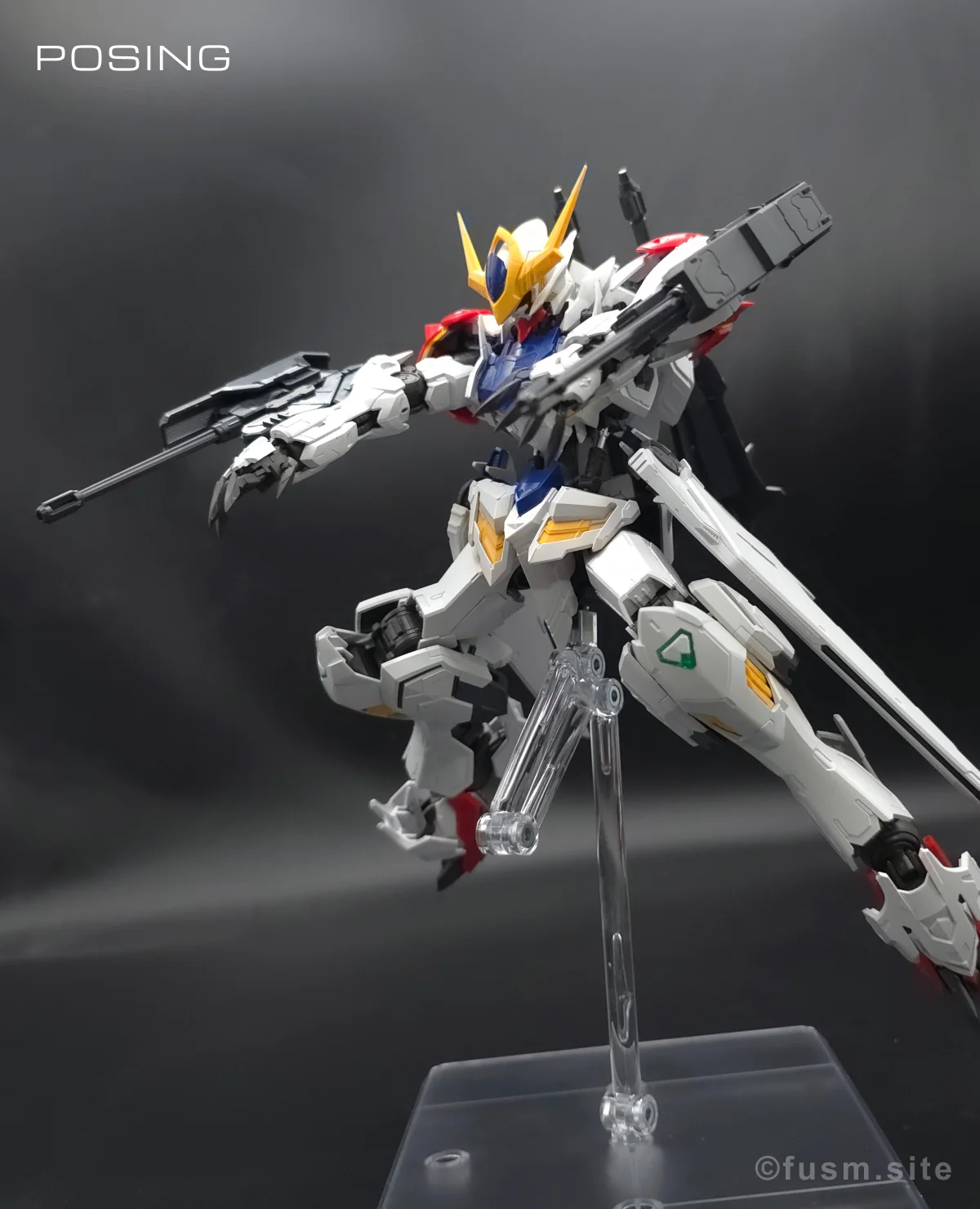 MG ガンダムバルバトスルプス レビュー ポージング 13