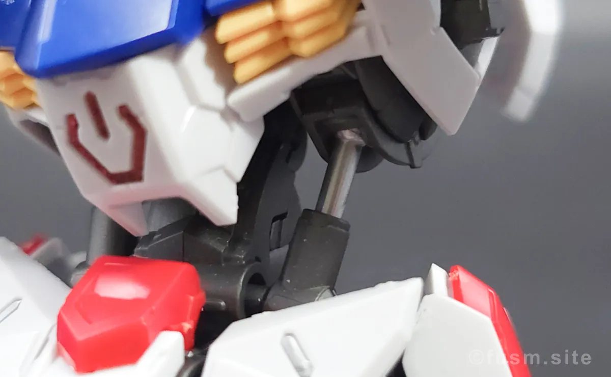MGSD ガンダムバルバトス レビュー 胴体ディテール 可動域 03