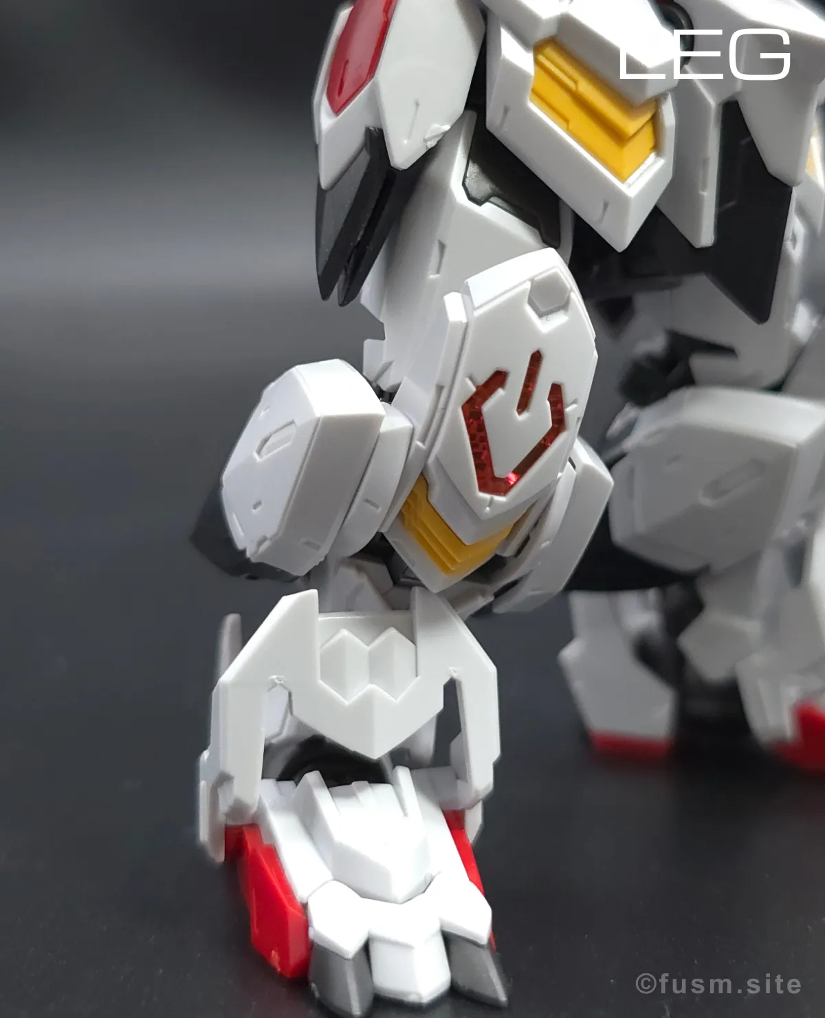 MGSD ガンダムバルバトス レビュー 脚部ディテール 01