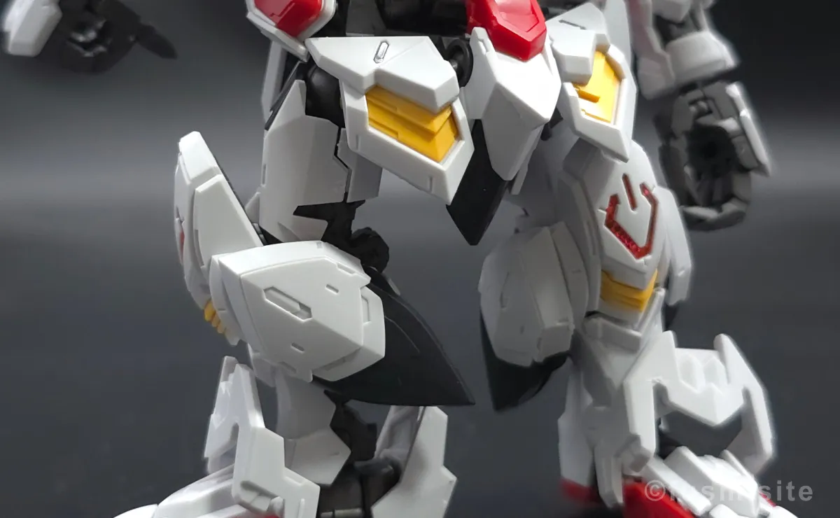 MGSD ガンダムバルバトス レビュー 脚部ディテール 可動域 05