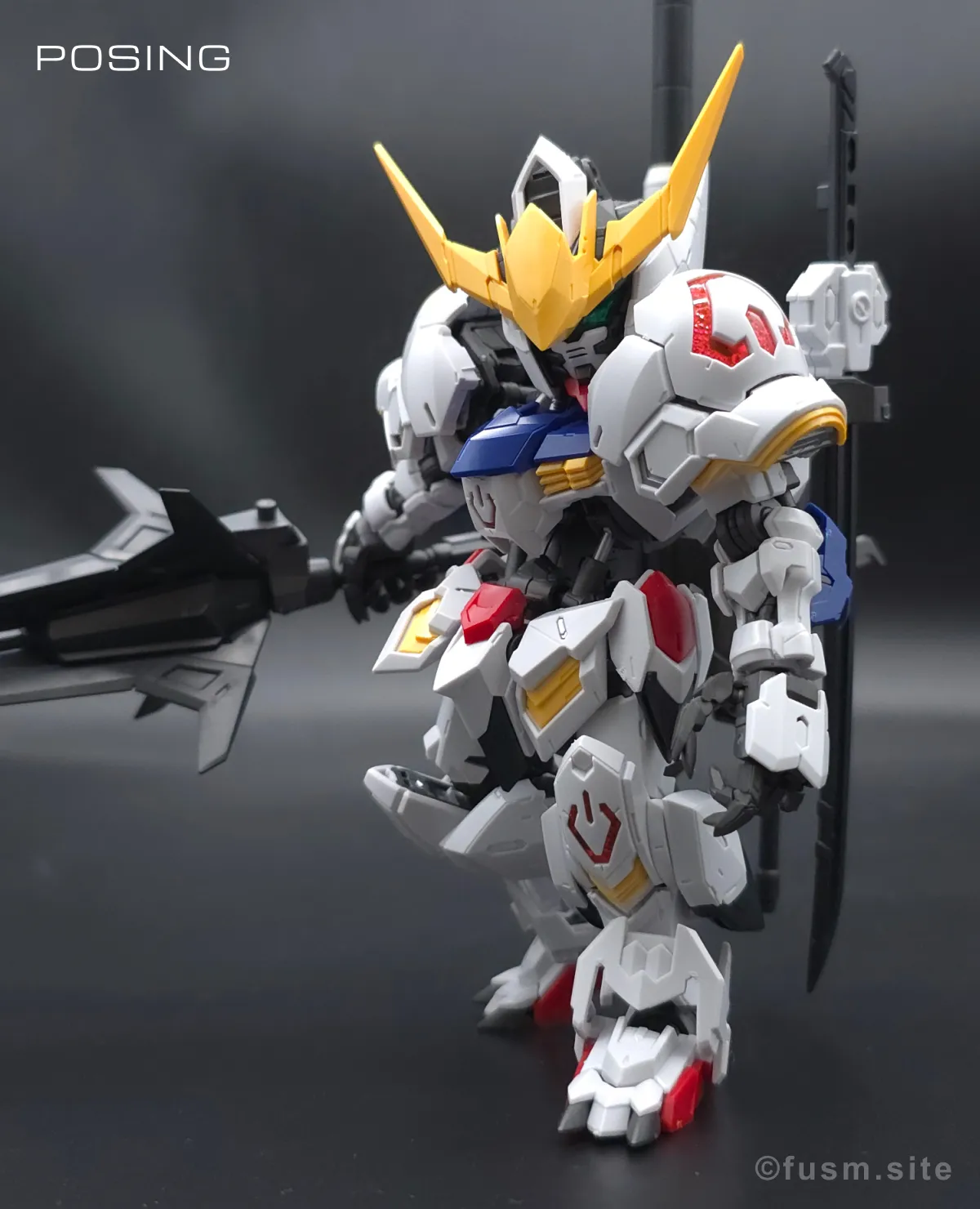 MGSD ガンダムバルバトス レビュー ポージング 01