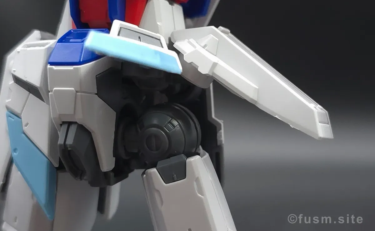RG フォースインパルスガンダム　レビュー 胴体ディテール 可動域 03