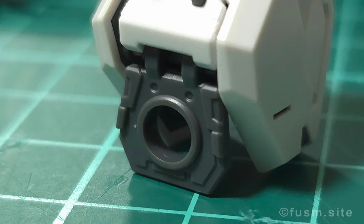 RG νガンダム レビュー パーツ・構造・組み立て 09