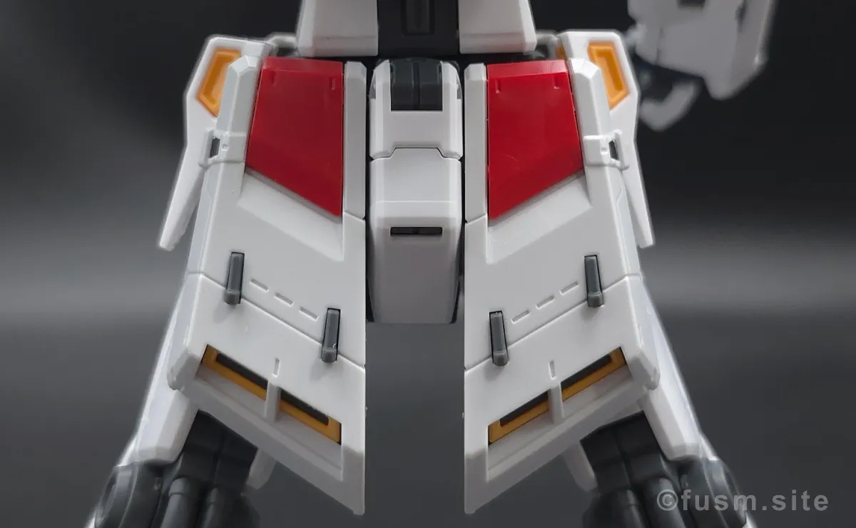 RG νガンダム レビュー 胴体ディテール 05