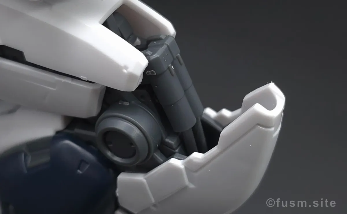 RG νガンダム レビュー 脚部ディテール 可動域 03
