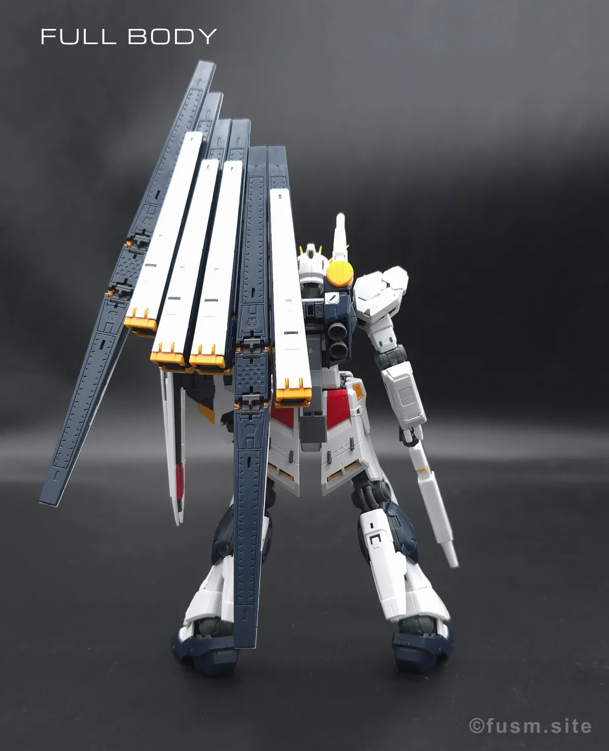 RG νガンダム レビュー 多角的に見た全体の外観・素組み 05