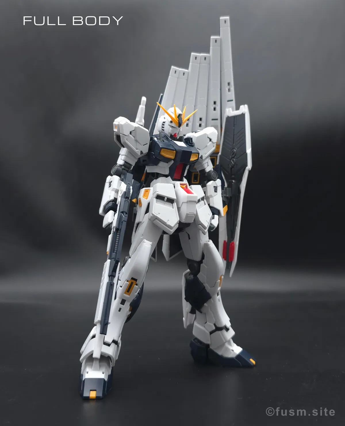 RG νガンダム レビュー 多角的に見た全体の外観・素組み 07