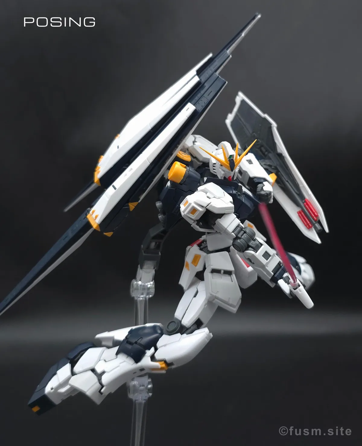 RG νガンダム レビュー ポージング 12