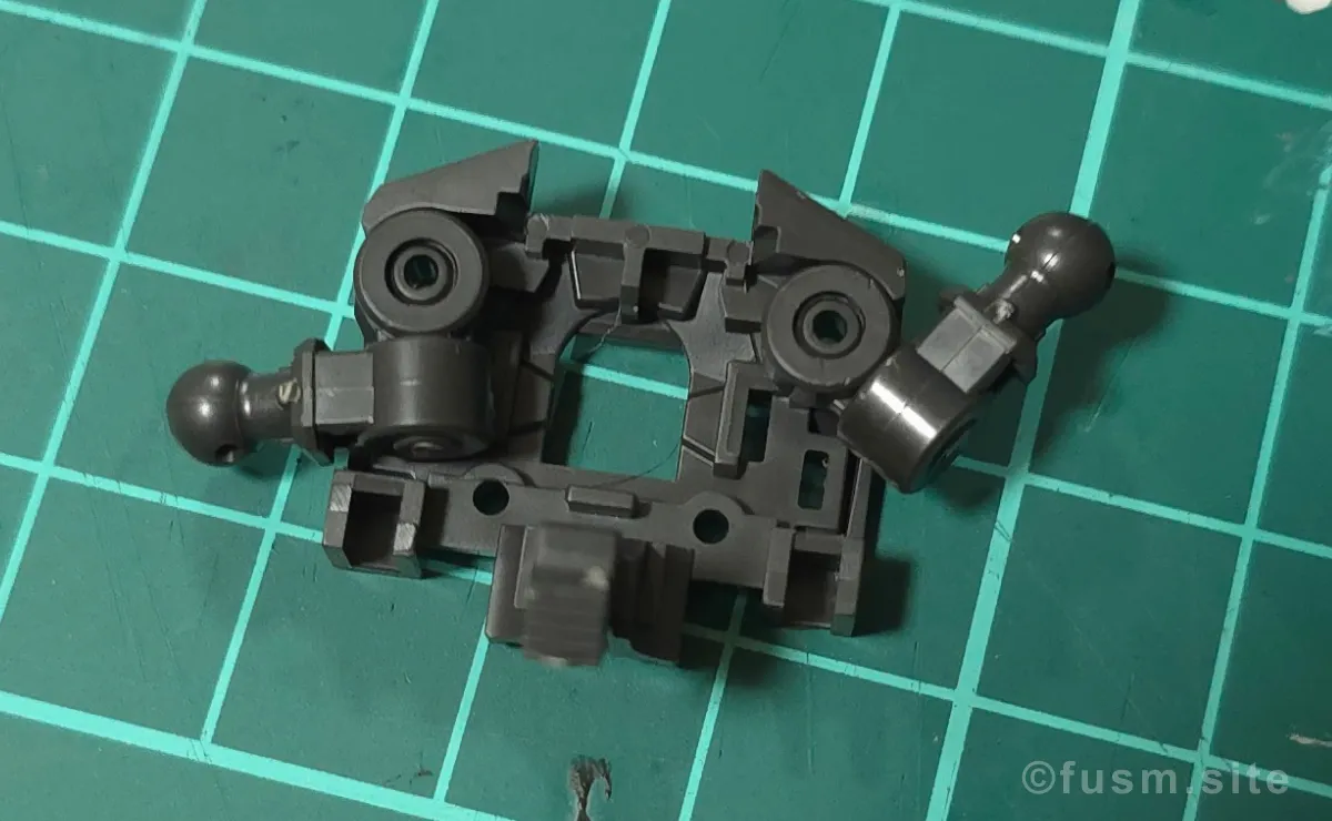 HGCE レジェンドガンダム レビュー パーツ・構造・組み立て 02