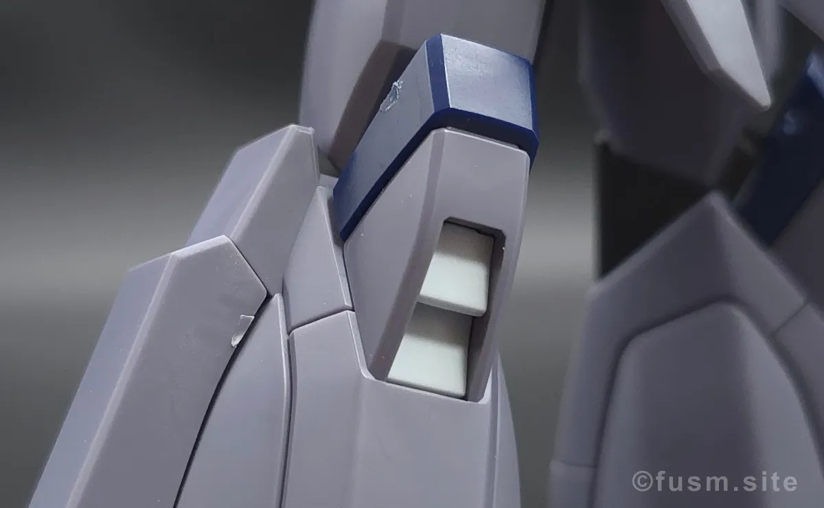 HGCE レジェンドガンダム レビュー 脚部ディテール 03