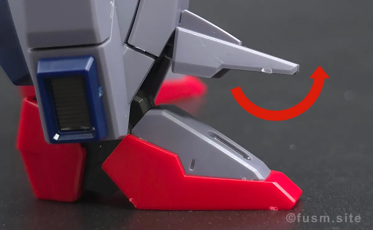 HGCE レジェンドガンダム レビュー 脚部ディテール 可動域 02