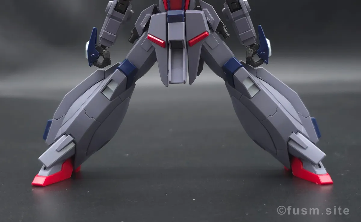 HGCE レジェンドガンダム レビュー 脚部ディテール 可動域 03