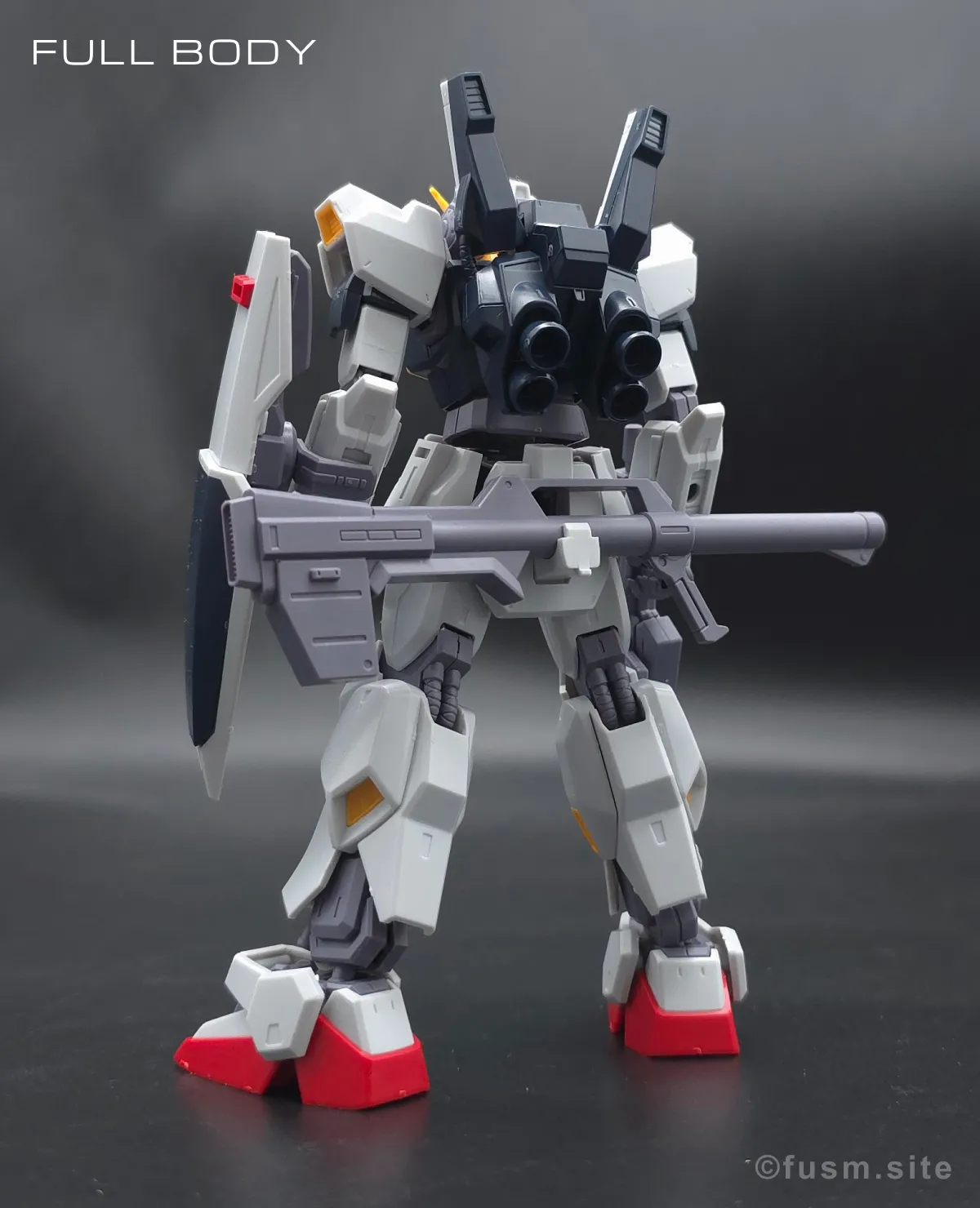 HGUC ガンダムMk-II(エゥーゴ仕様) レビュー 多角的に見た全体の外観・素組み 04