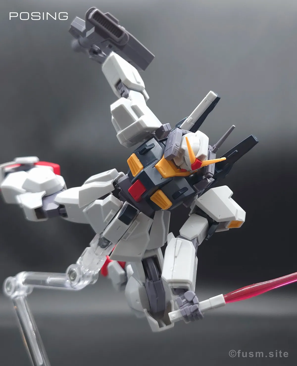 HGUC ガンダムMk-II(エゥーゴ仕様) レビュー ポージング 14