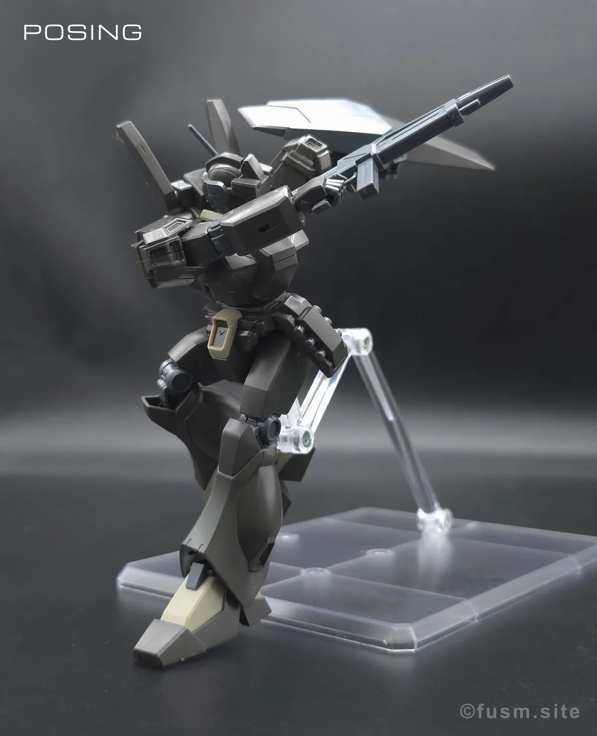 HGUC ジェガン(エコーズ仕様) レビュー ポージング 16