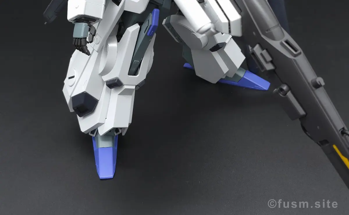 MG FAZZ Ver.Ka レビュー 脚部ディテール 可動域 1
