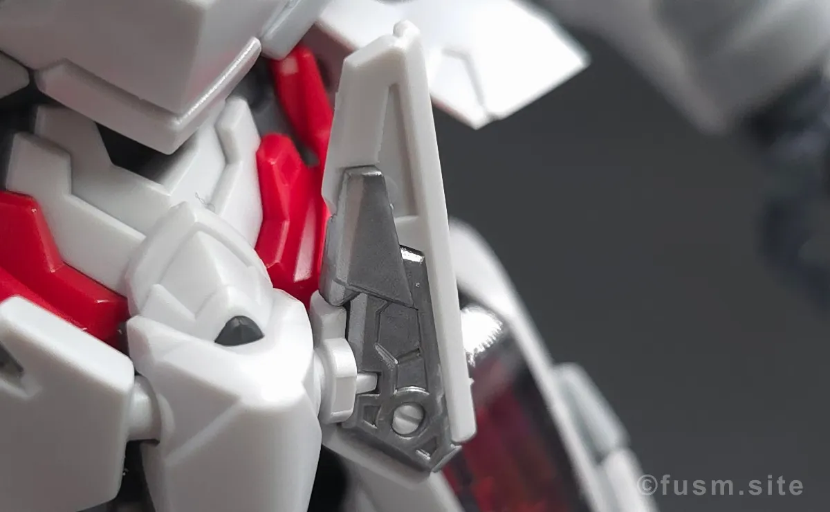 MGSD ガンダムエアリアル レビュー 胴体ディテール 03