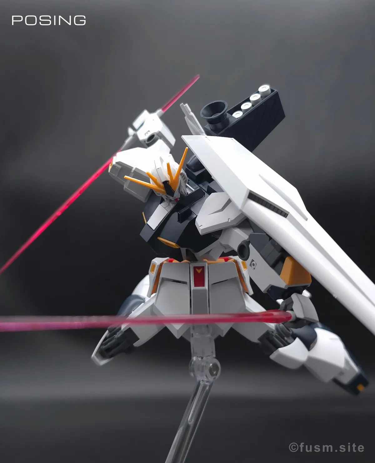 オプションパーツセット ガンプラ 19 (フィン・ファンネル) レビュー ポージング 04