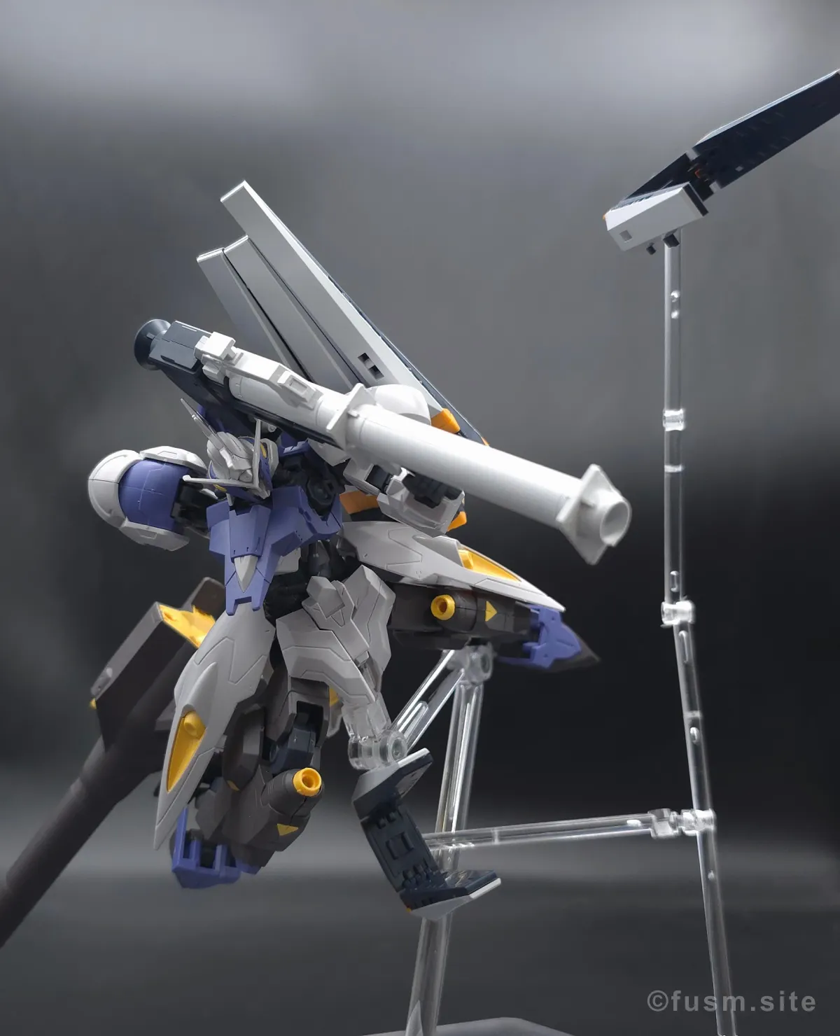 オプションパーツセット ガンプラ 19 (フィン・ファンネル) レビュー ポージング 12