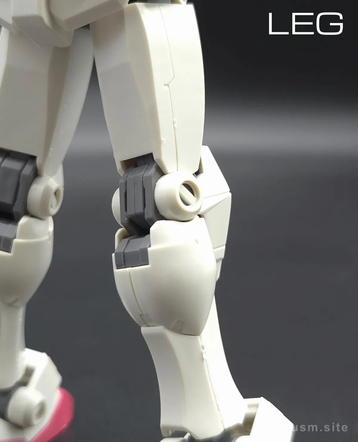 HG RX-78-2 ガンダム [BEYOND GLOBAL] レビュー 脚部ディテール 02