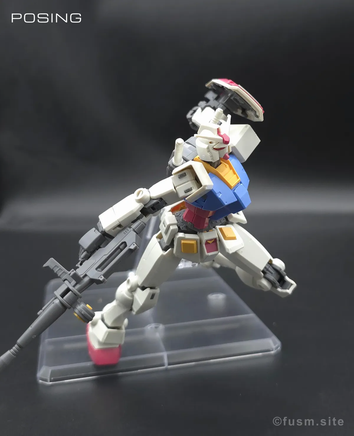 HG RX-78-2 ガンダム [BEYOND GLOBAL] レビュー ポージング 11