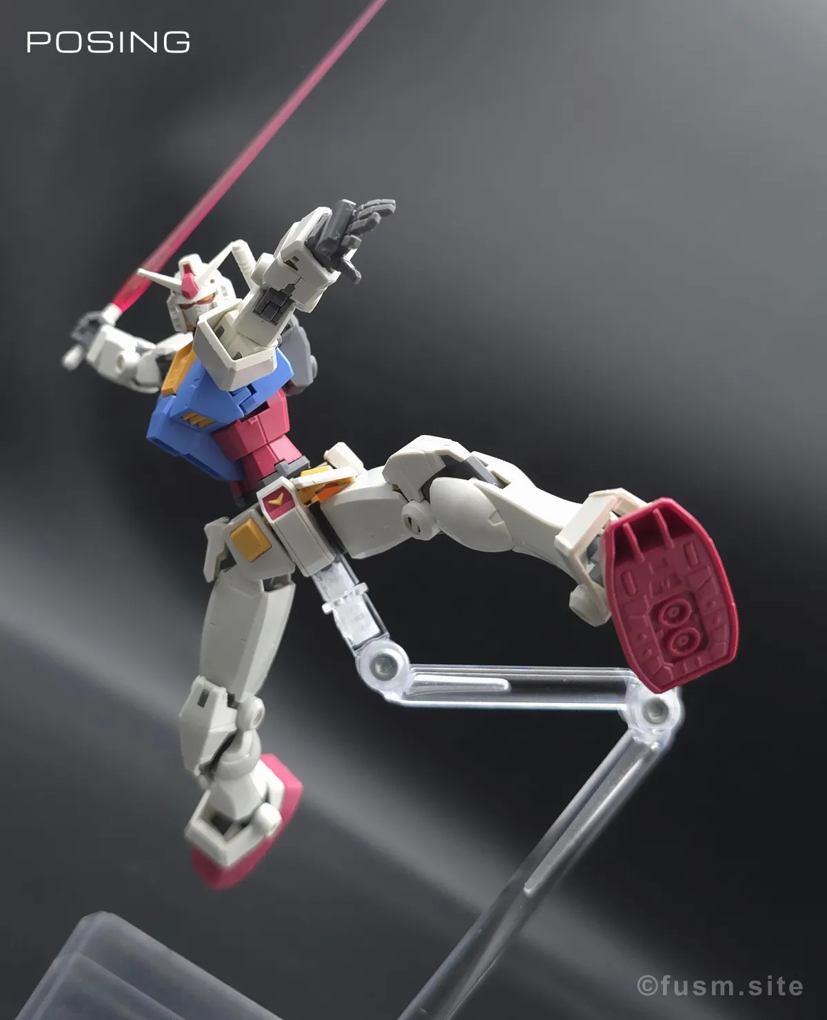 HG RX-78-2 ガンダム [BEYOND GLOBAL] レビュー ポージング 13