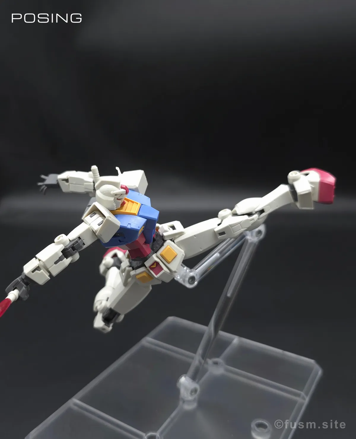 HG RX-78-2 ガンダム [BEYOND GLOBAL] レビュー ポージング 16