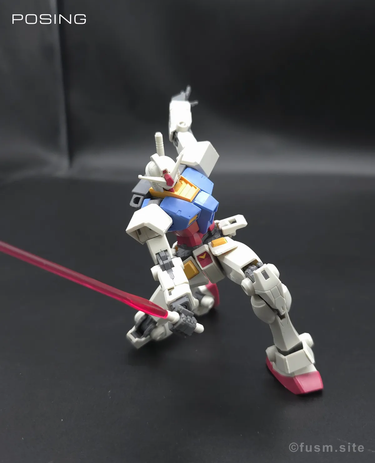 HG RX-78-2 ガンダム [BEYOND GLOBAL] レビュー ポージング 17