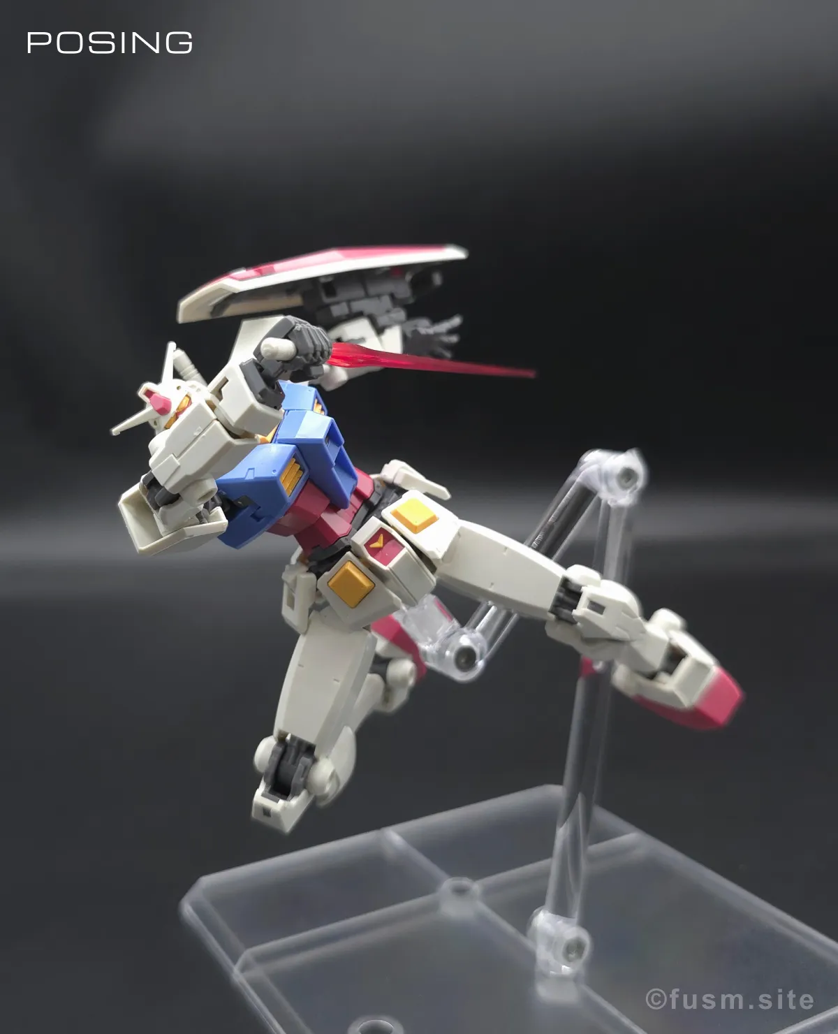 HG RX-78-2 ガンダム [BEYOND GLOBAL] レビュー ポージング 18