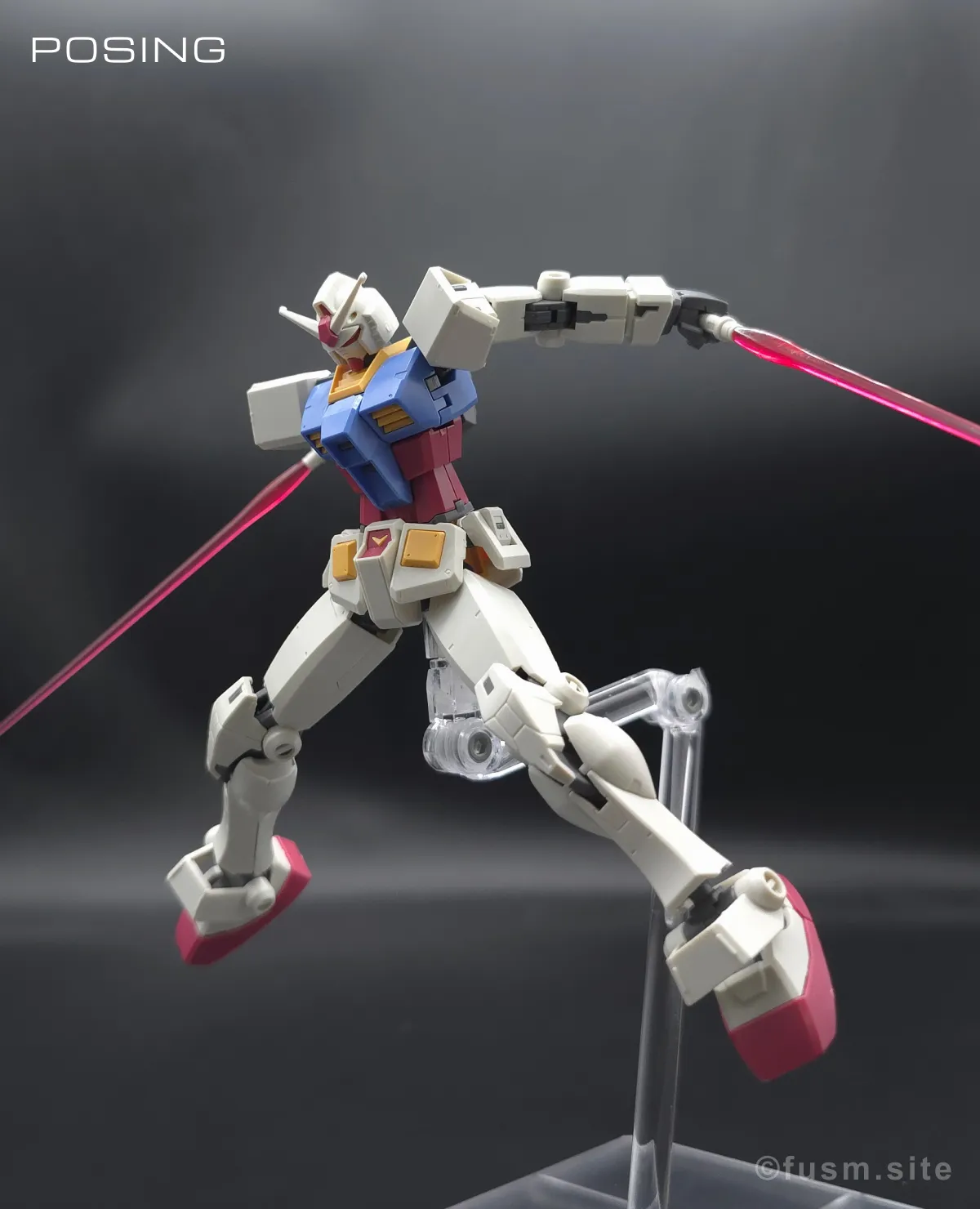 HG RX-78-2 ガンダム [BEYOND GLOBAL] レビュー ポージング 19